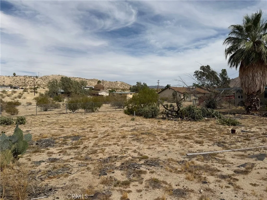 main property photo 10