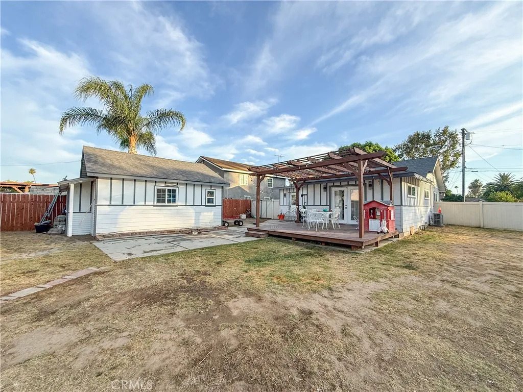 main property photo 15