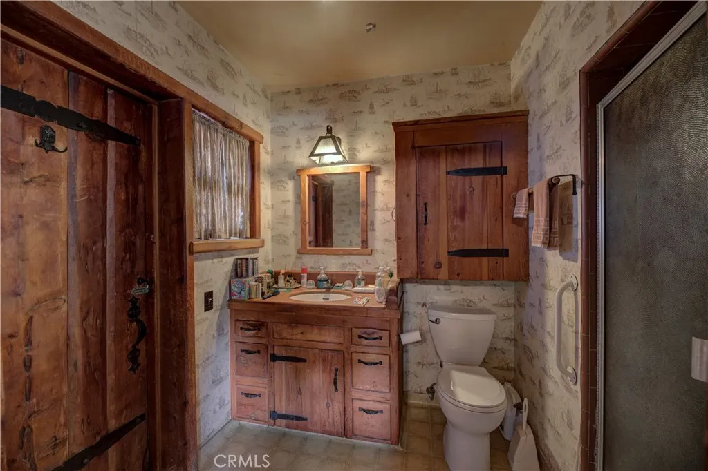 main property photo 60