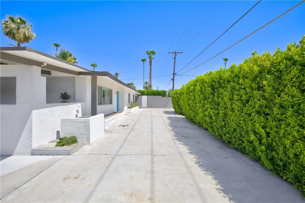 main property photo 60
