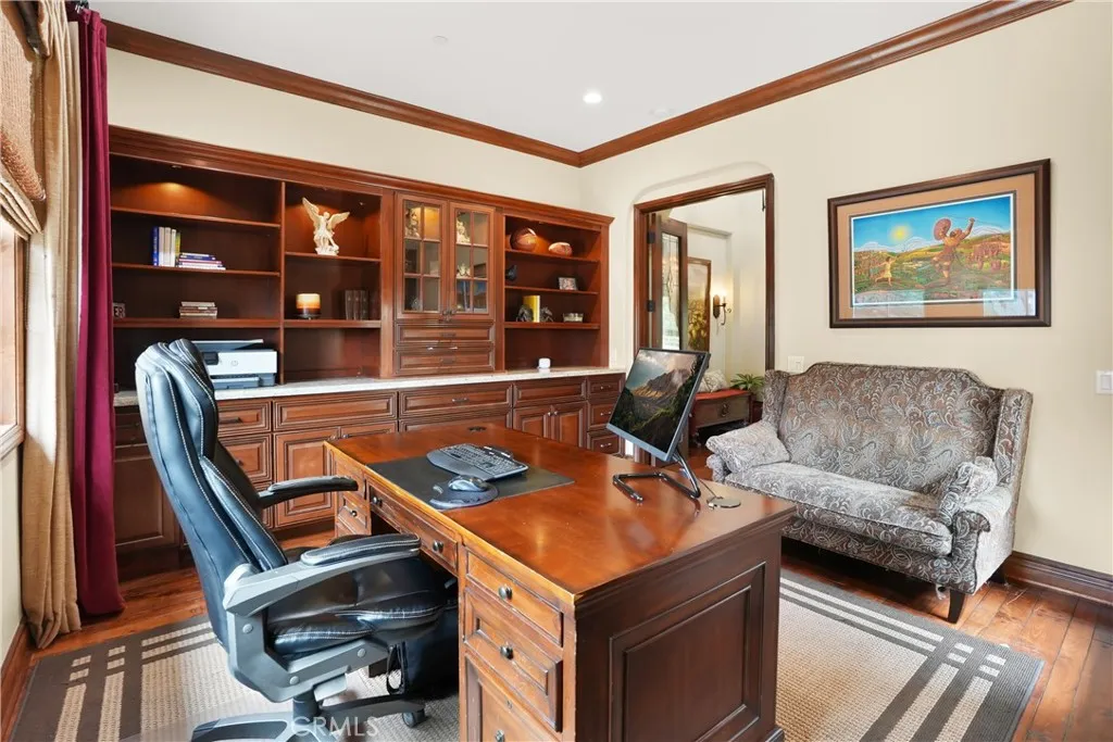 main property photo 15