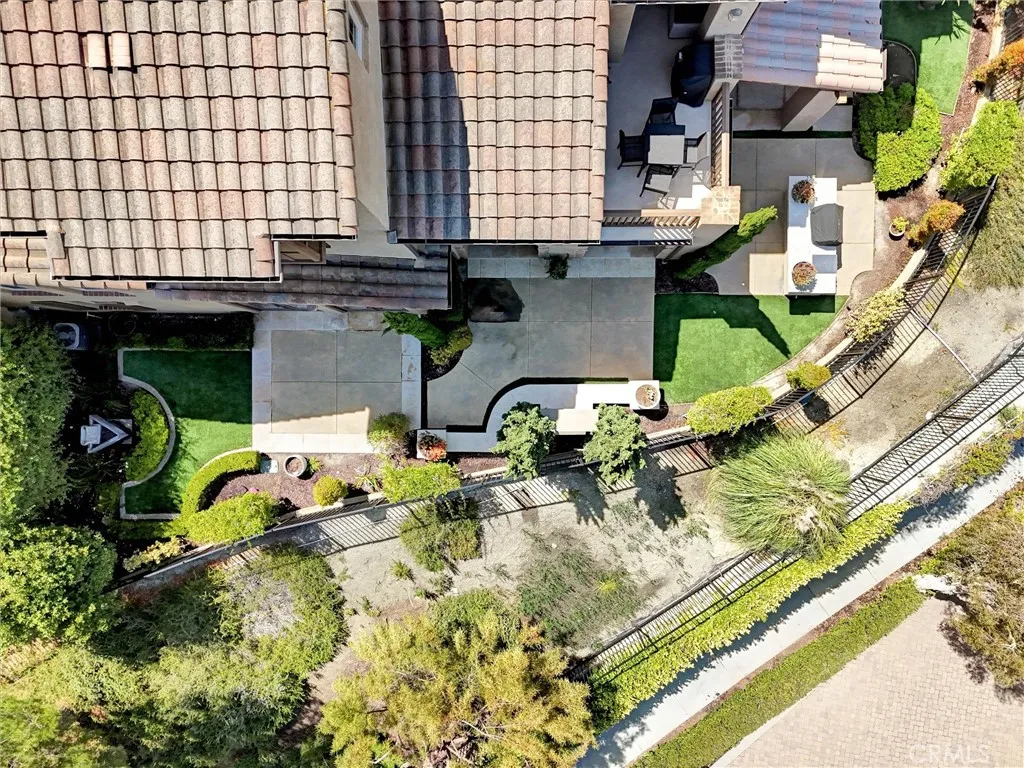 main property photo 57