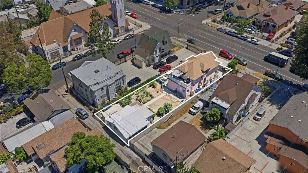 main property photo 5