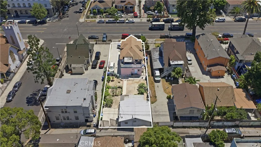 main property photo 6