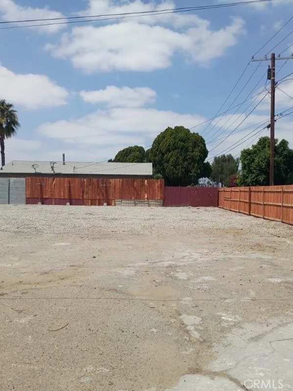 main property photo 8