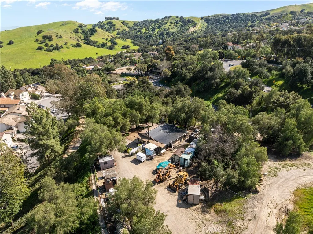 main property photo 8