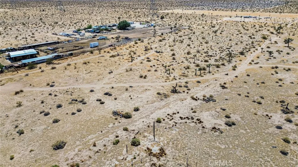 main property photo 23