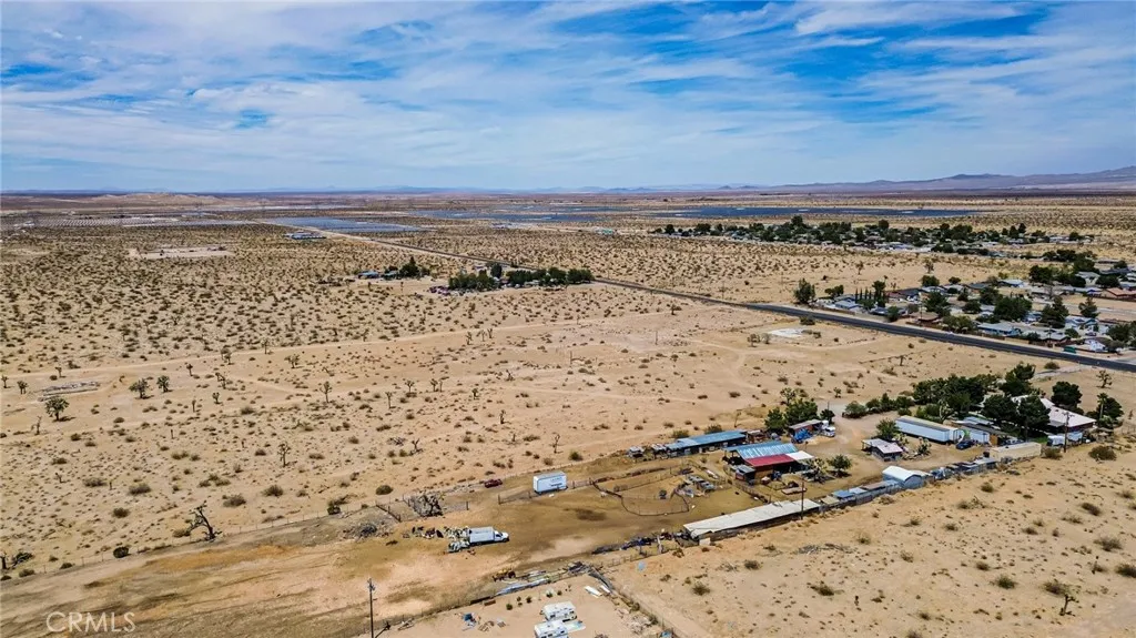 main property photo 9