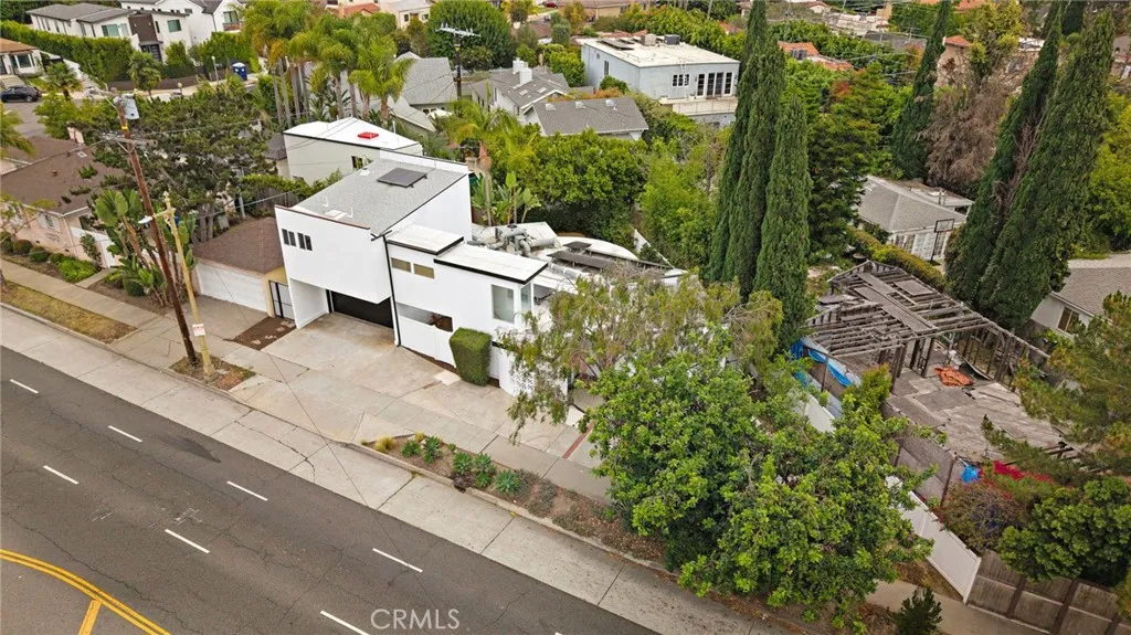main property photo 51
