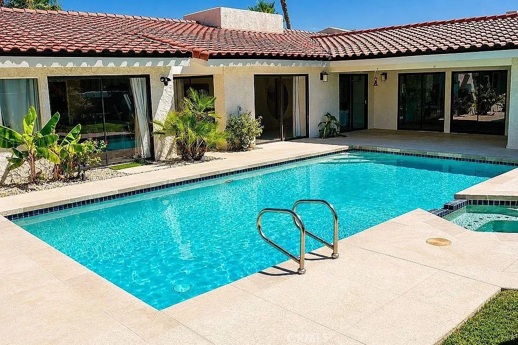 main property photo 29