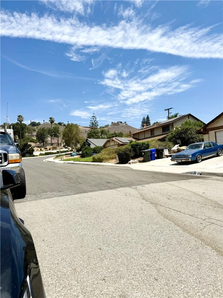 main property photo 18