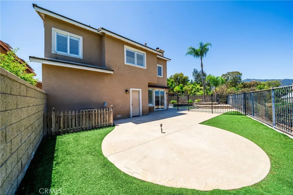 main property photo 40