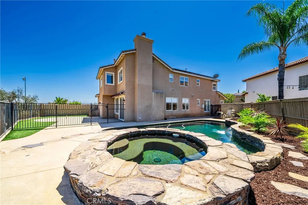 main property photo 43