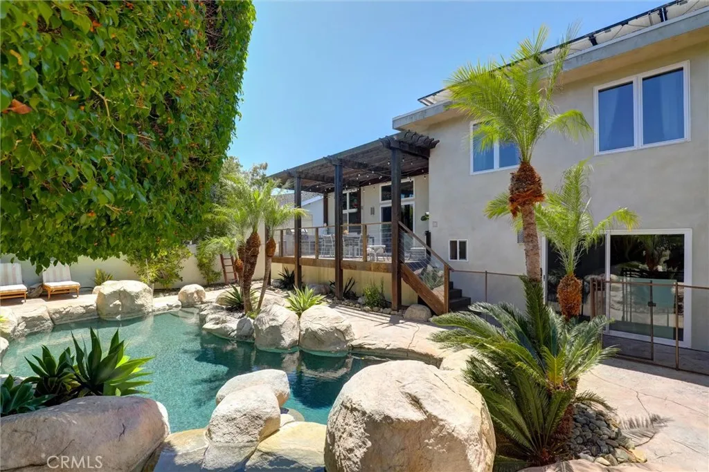main property photo 68