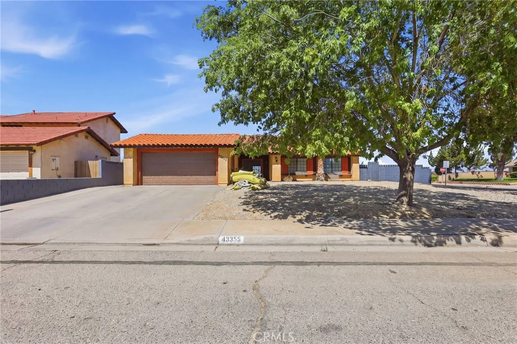 main property photo 0