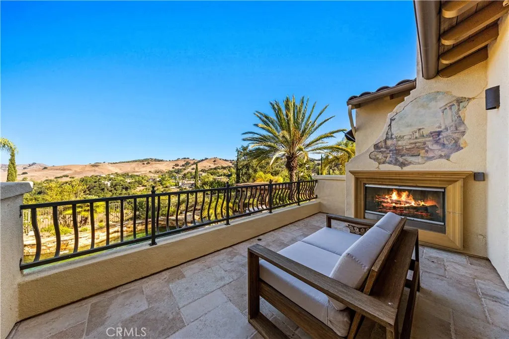 main property photo 40