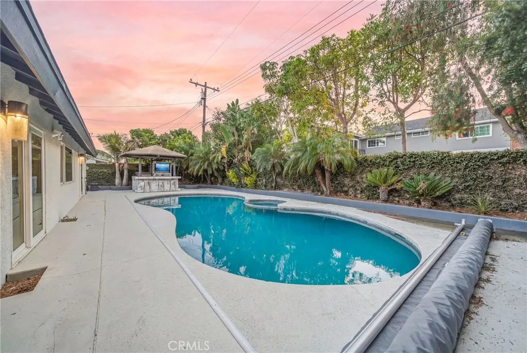 main property photo 59