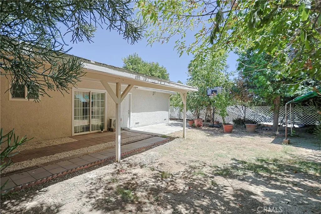 main property photo 22
