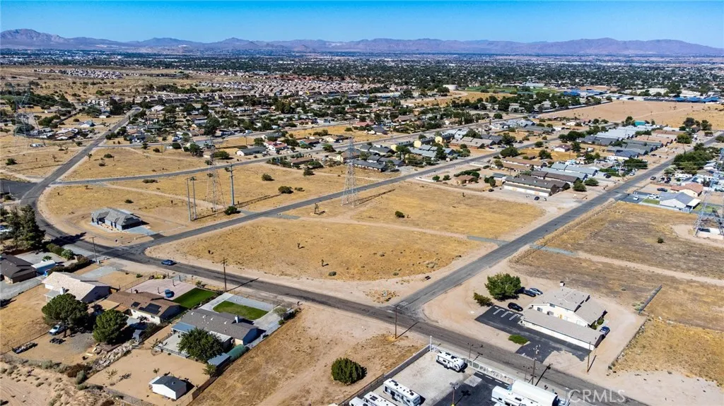 main property photo 10