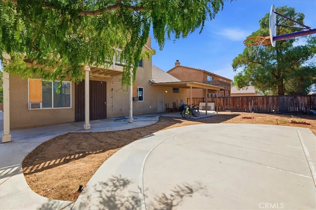 main property photo 30