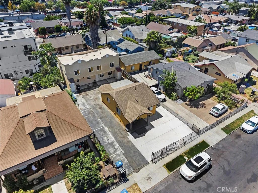 main property photo 27