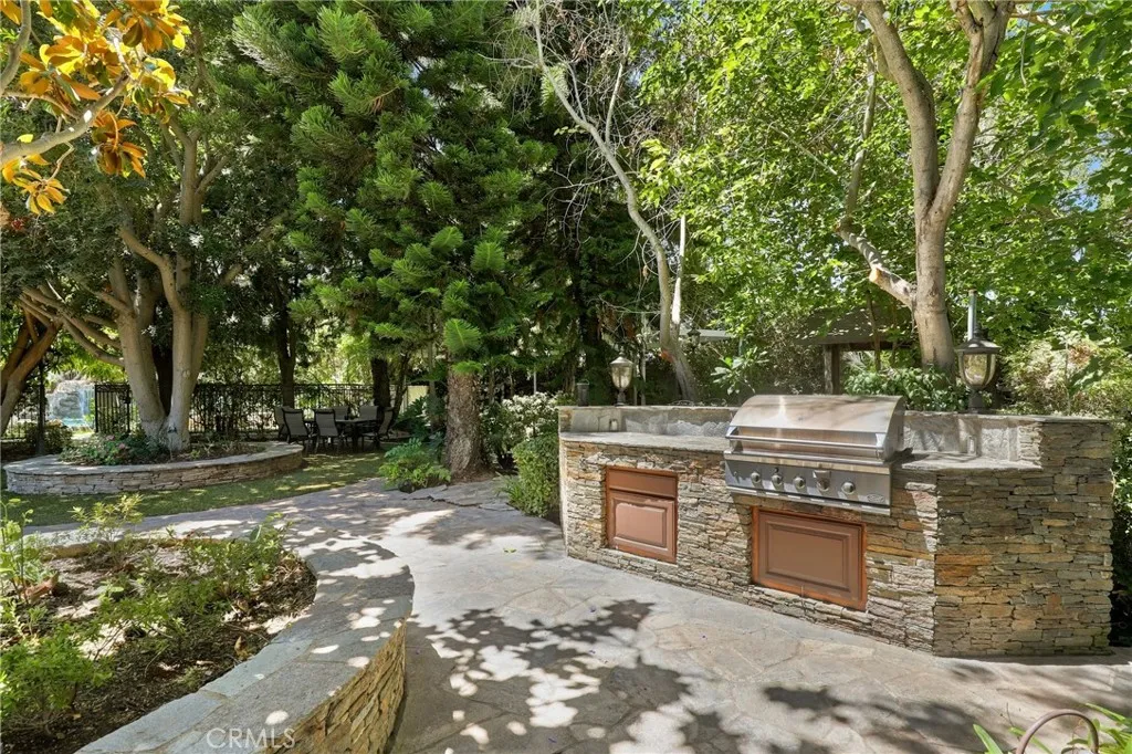 main property photo 85