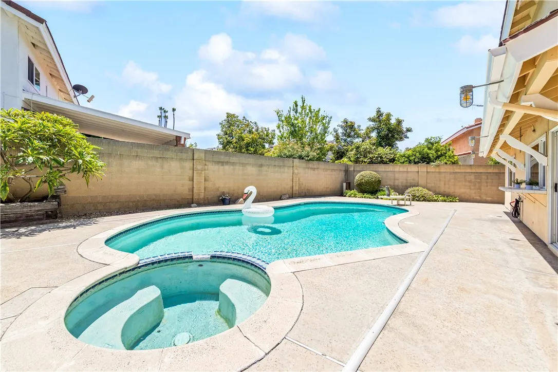main property photo 60