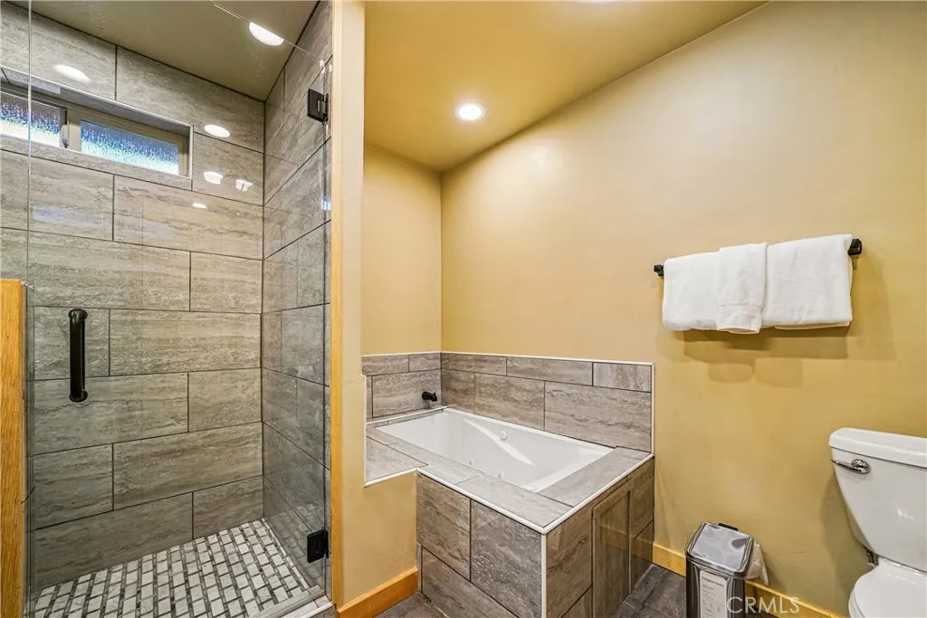 main property photo 74