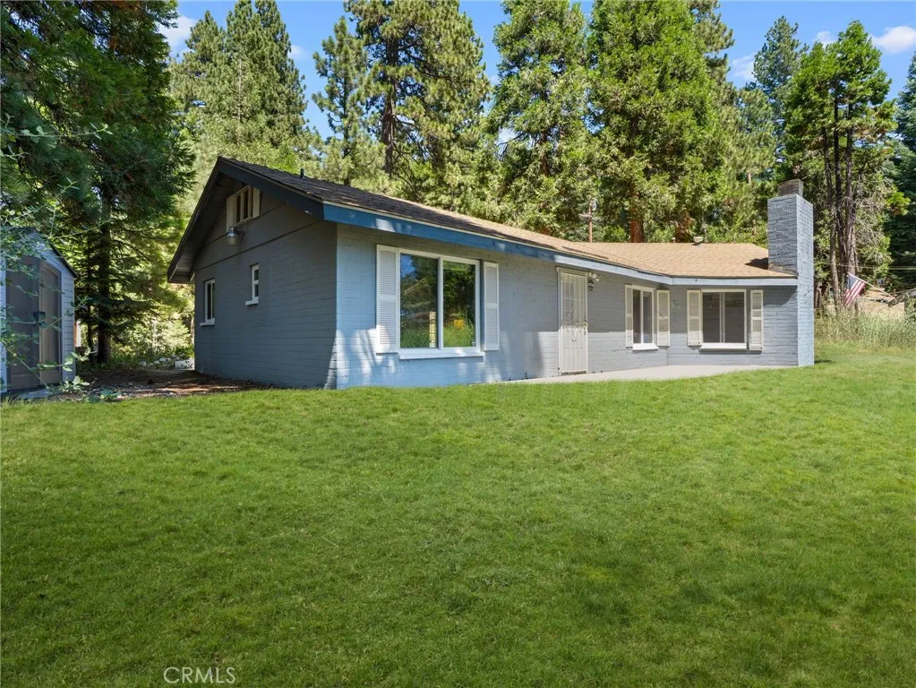 main property photo 8