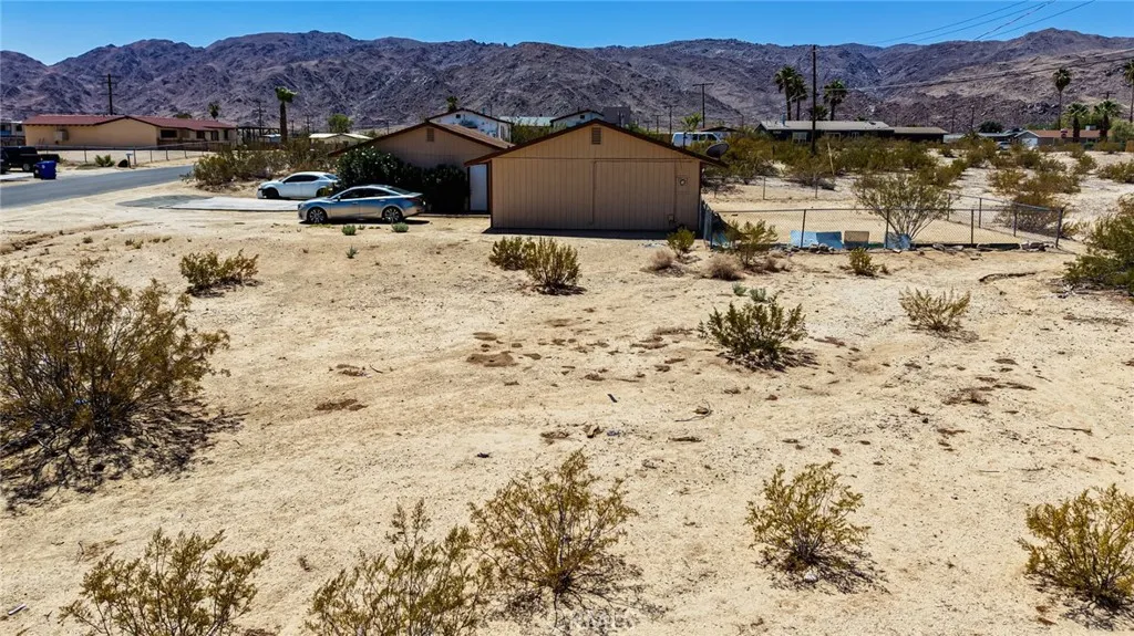 main property photo 26