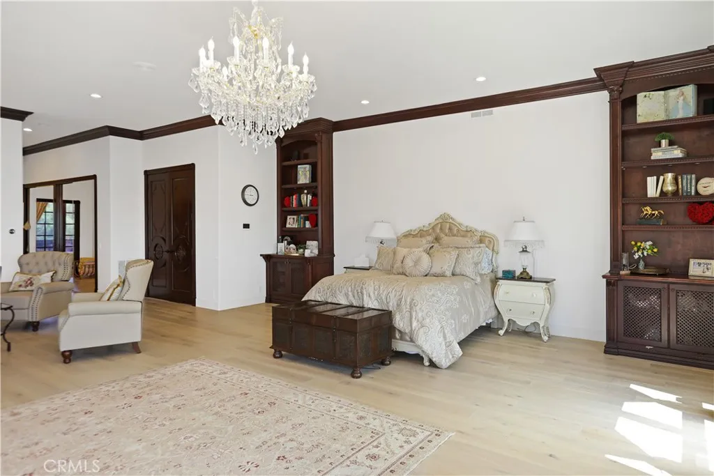 main property photo 51