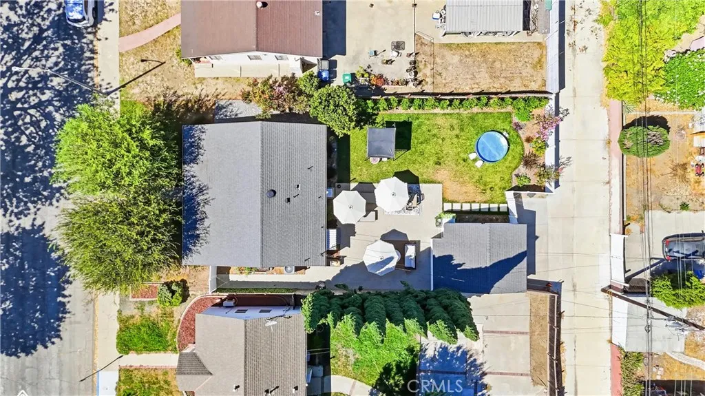 main property photo 46