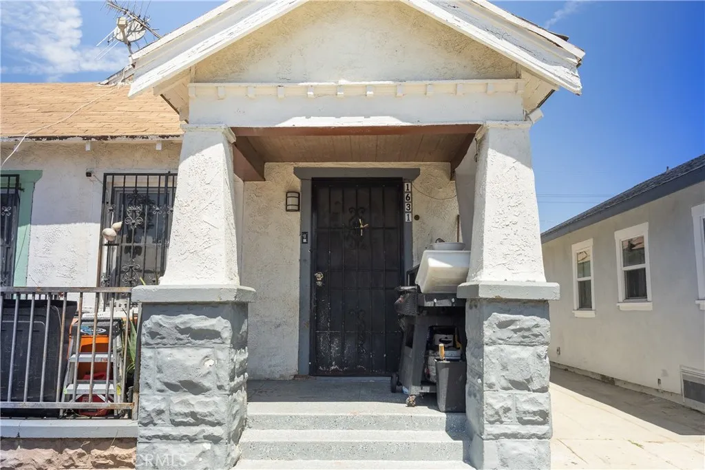 main property photo 14