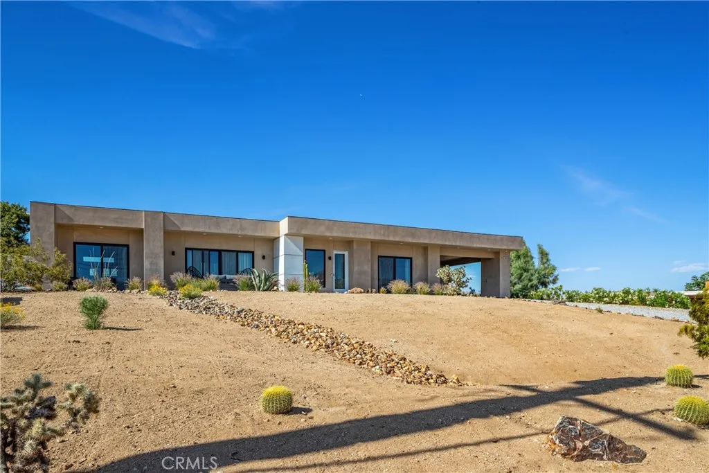 main property photo 44