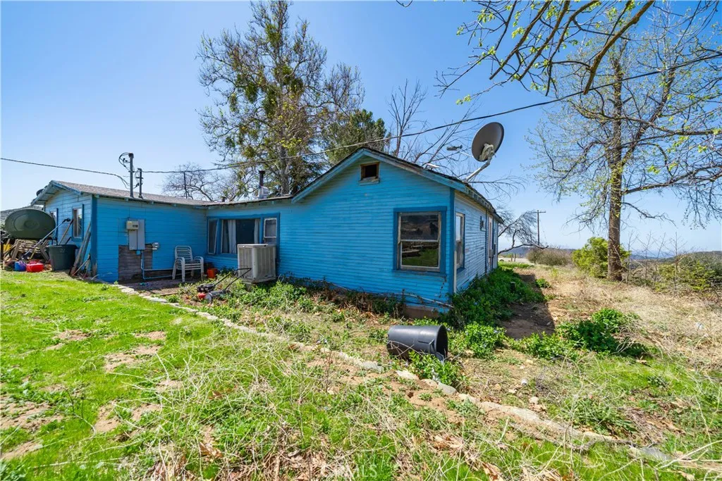main property photo 5