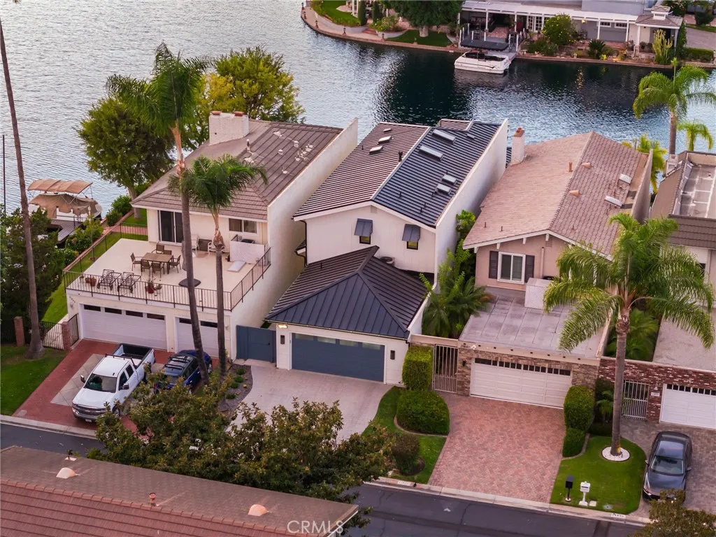 main property photo 73