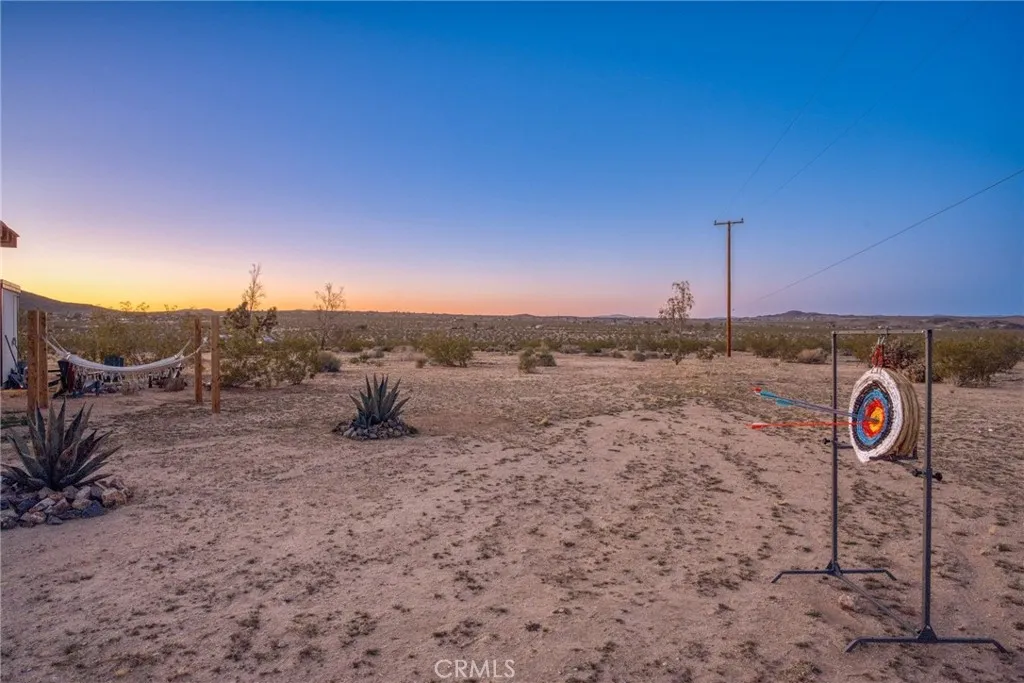 main property photo 28