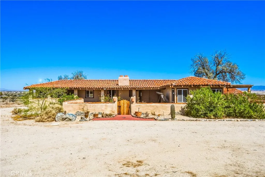 main property photo 40