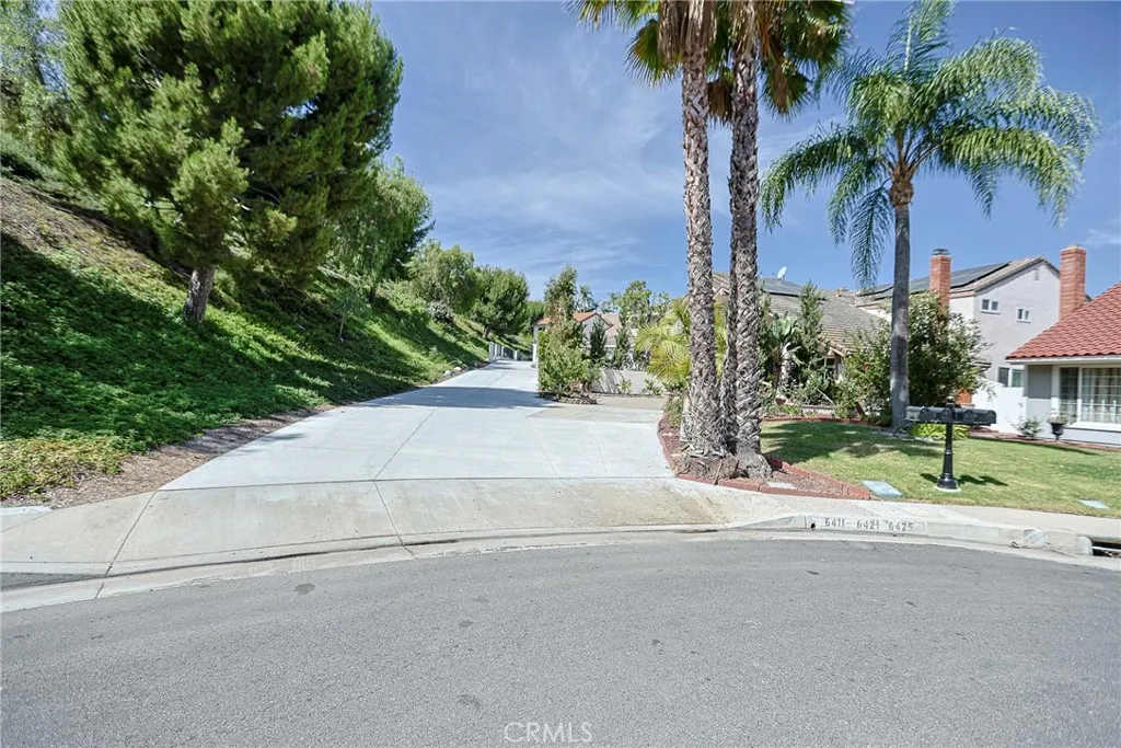 main property photo 6