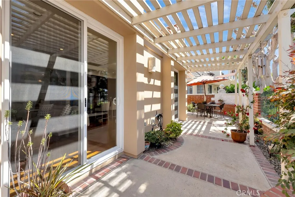 main property photo 50