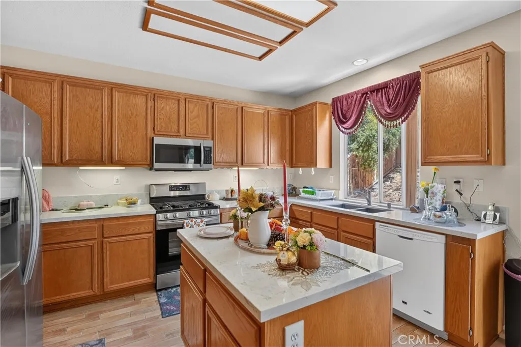 main property photo 16