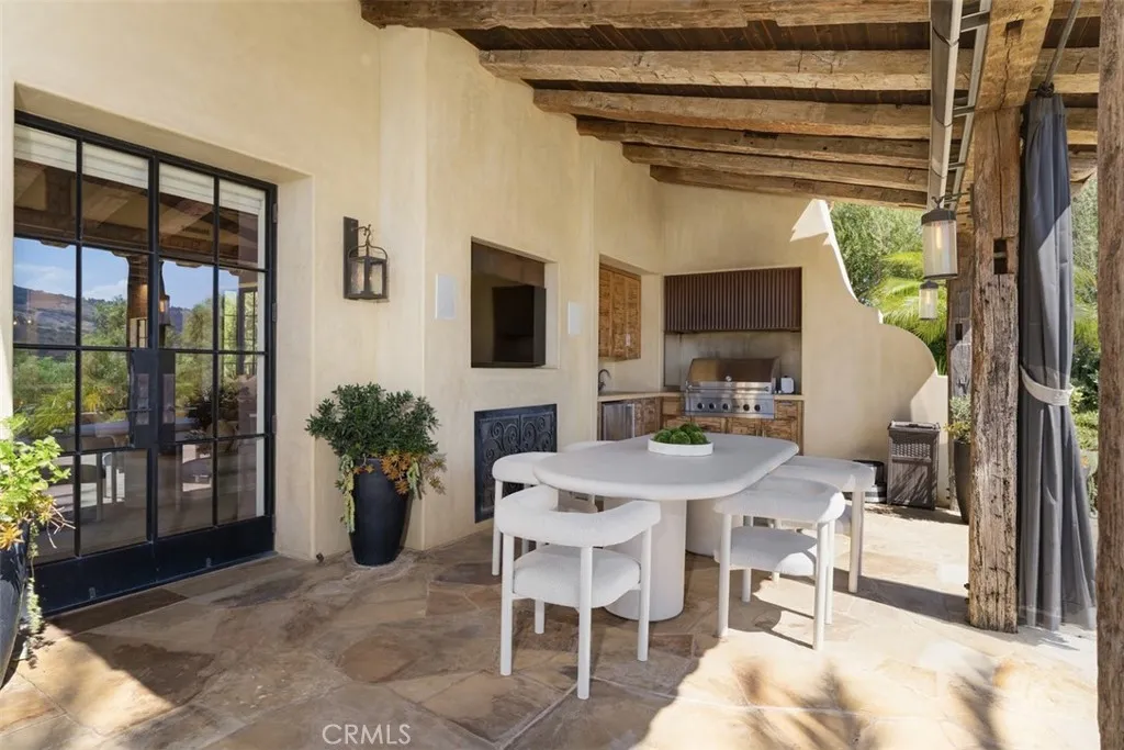 main property photo 50