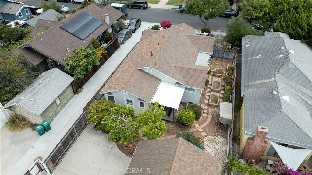 main property photo 40