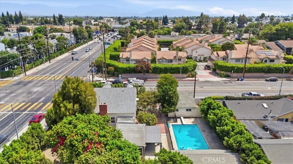 main property photo 70