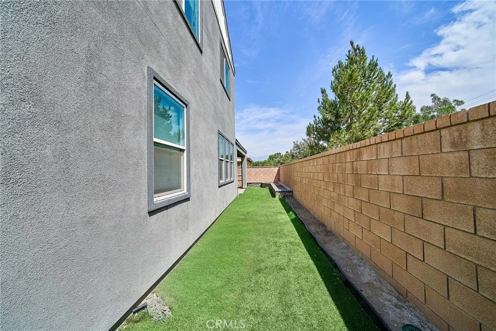 main property photo 60