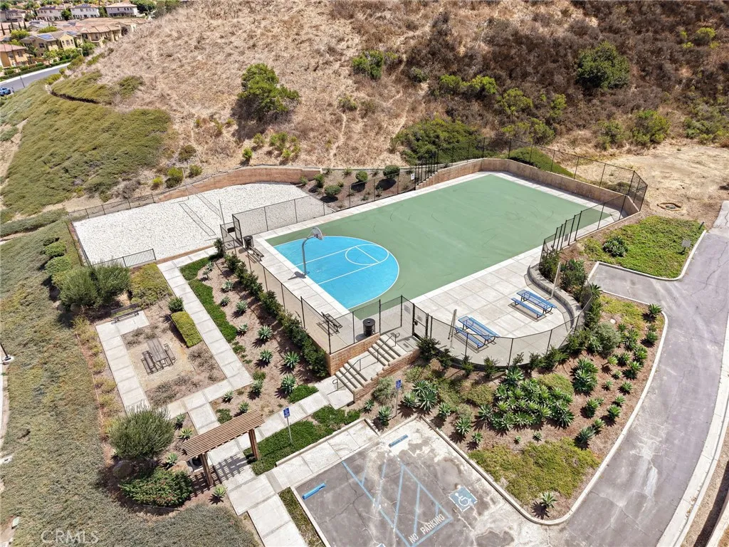 main property photo 50