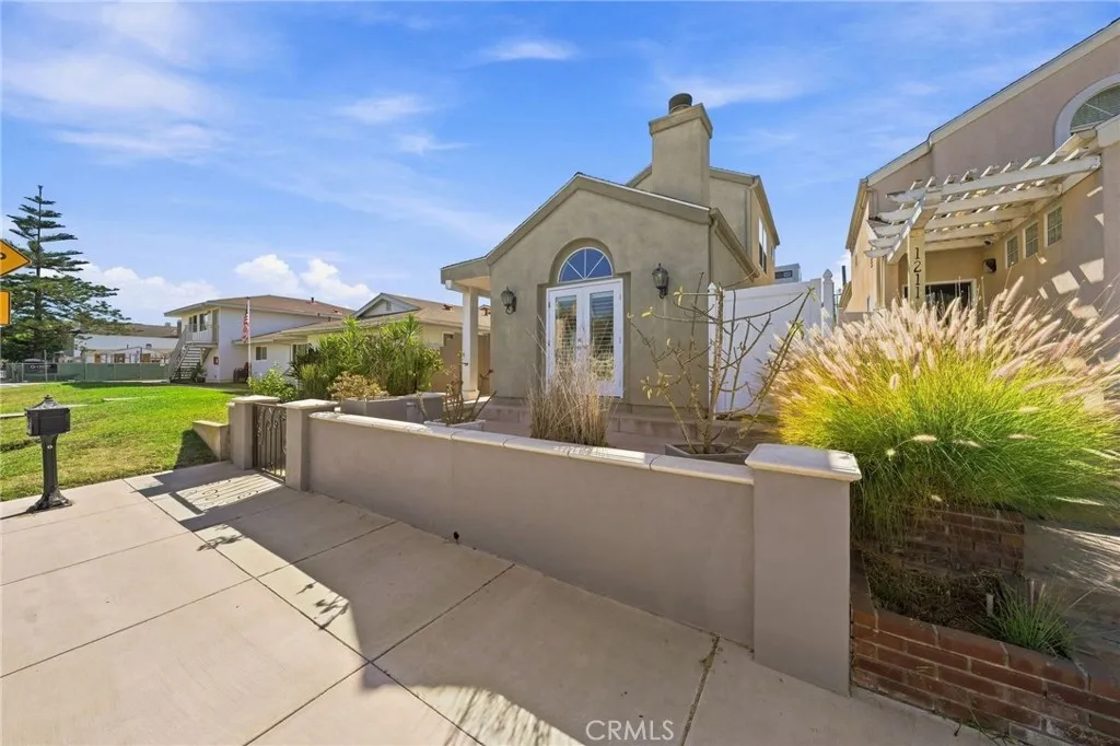 main property photo 6