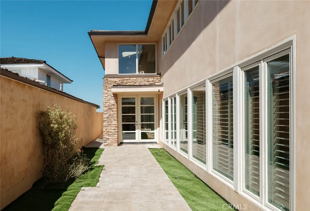 main property photo 42