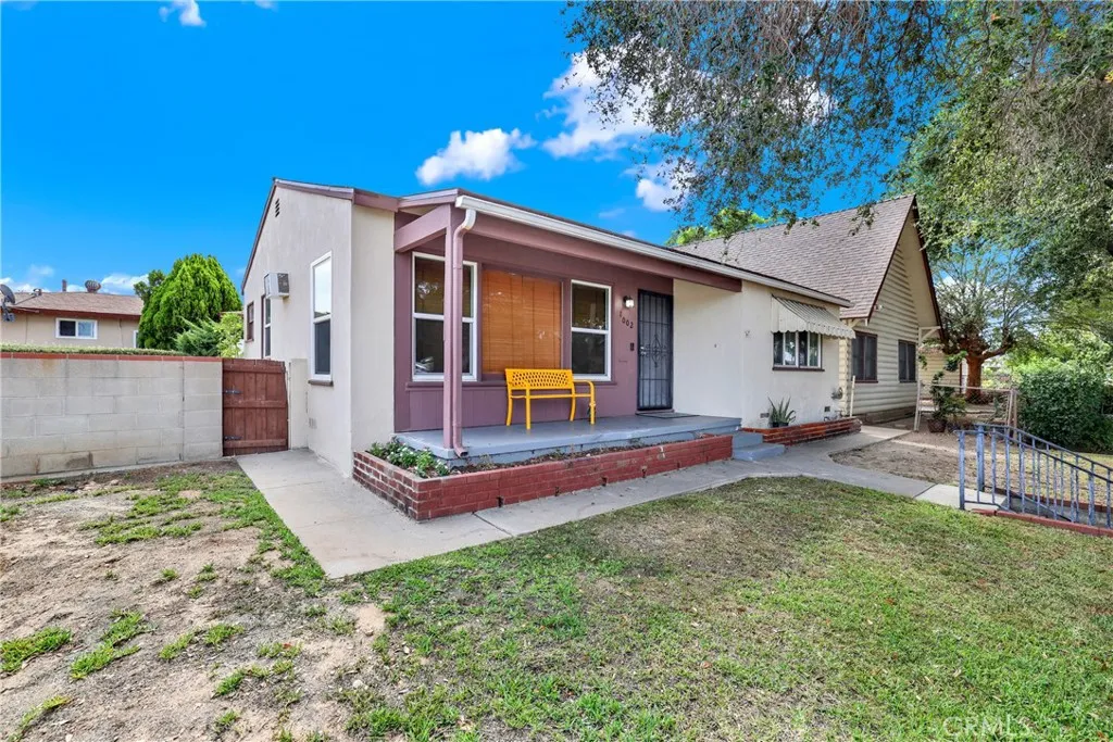 main property photo 6