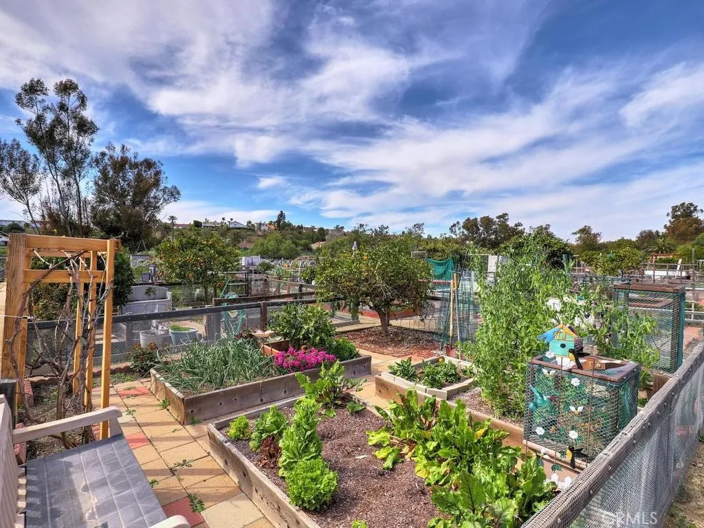 main property photo 70